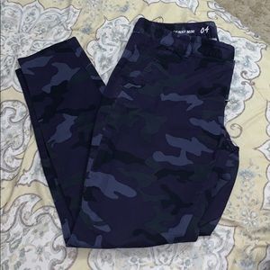 gap blue camo khaki jeans